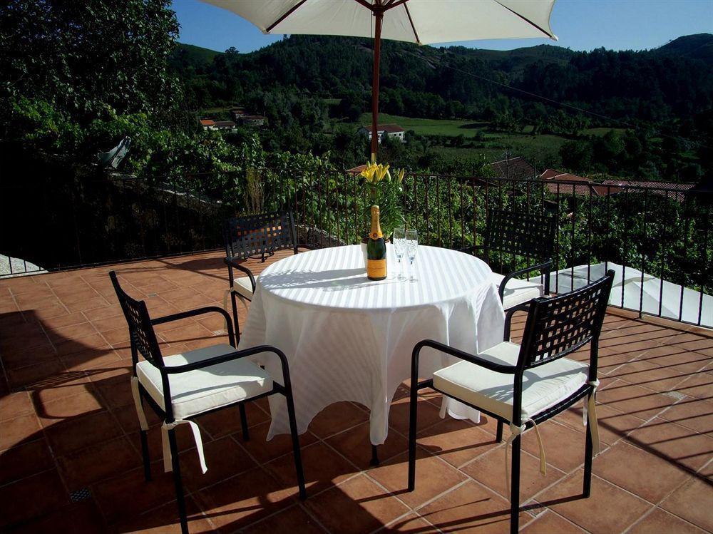 Boutique Hotel Solar Dos Anjos Vieira do Minho Esterno foto