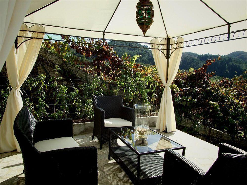 Boutique Hotel Solar Dos Anjos Vieira do Minho Esterno foto